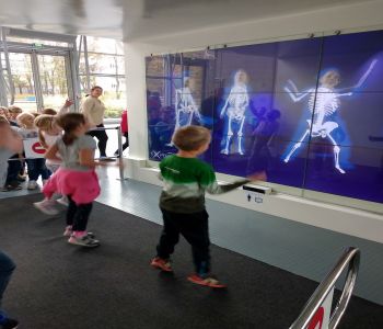 Wycieczka kl. 1A do Centrum Nauki Eksperyment. zdjecie 3