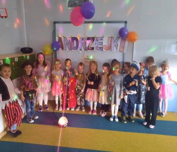 Andrzejki w przedszkolu. zdjecie 11