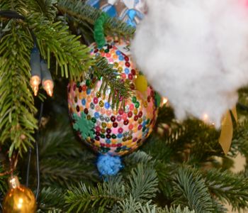 Klasowy konkurs na najpiękniejszą bombkę rozstrzygnięty. zdjecie 21