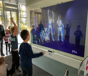 Wycieczka kl. 1A do Centrum Nauki Eksperyment. zdjecie 10