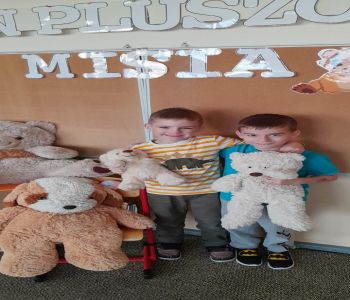 Dzień pluszowego misia w klasach 0a i 1a zdjecie 14