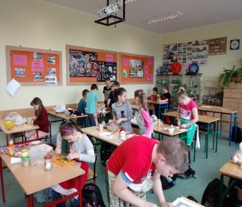 ZDROWE ODŻYWIANIE W KLASACH 4 zdjecie 3