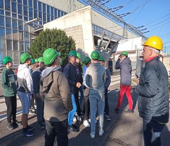 Zwiedzanie Elektrowni Wodnej w Żarnowcu zdjecie 3