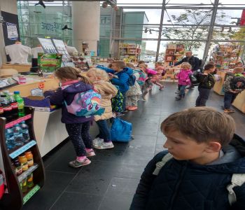 Wycieczka kl. 1A do Centrum Nauki Eksperyment. zdjecie 7