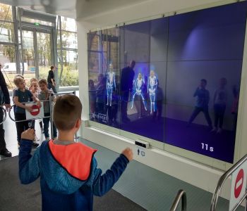 Wycieczka kl. 1A do Centrum Nauki Eksperyment. zdjecie 4