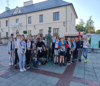 Wycieczka  ,,W Krainie  Cebularza” zdjecie 12