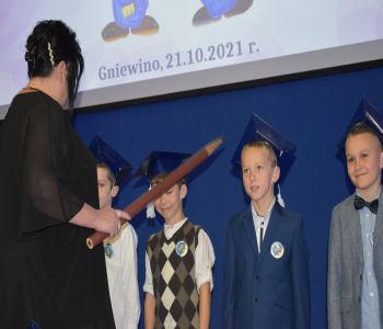 Ślubowanie klas pierwszych. zdjecie 9