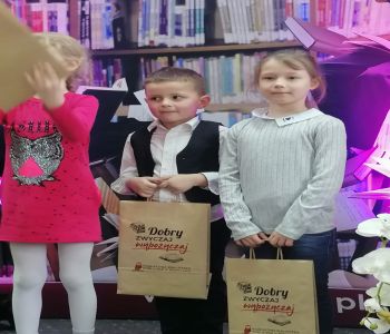 Przedszkolaki z Gniewina laureatami Powiatowego Konkursu Recytatorskiego. zdjecie 12