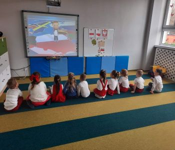 Dzień Flagi w przedszkolu. zdjecie 16