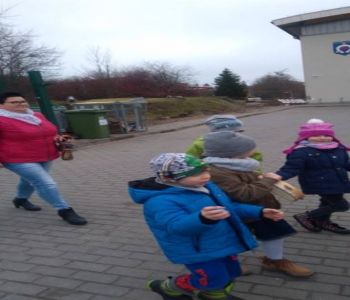 Pierwszy Dzień Wiosny w przedszkolu zdjecie 7