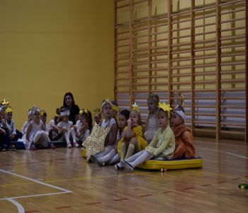 Dzień Babci i Dziadka w Punkcie Przedszkolnym 2020 r. zdjecie 14