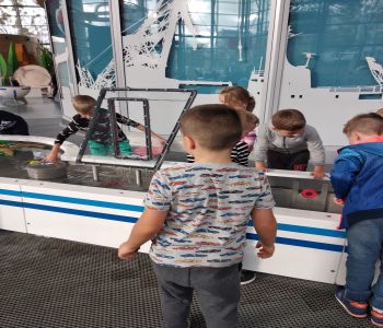 Wycieczka kl. 1A do Centrum Nauki Eksperyment. zdjecie 178