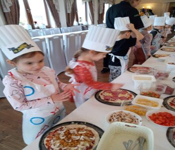 Dzień pizzy w przedszkolu. zdjecie 16