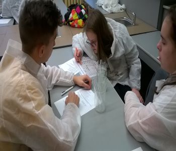 Warsztaty chemiczne zdjecie 12