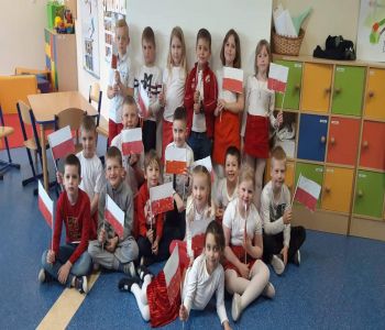 Dzień Flagi w przedszkolu. zdjecie 3