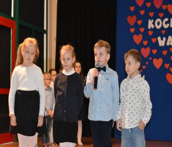 Dzień Babci i Dziadka w klasie 0A zdjecie 1