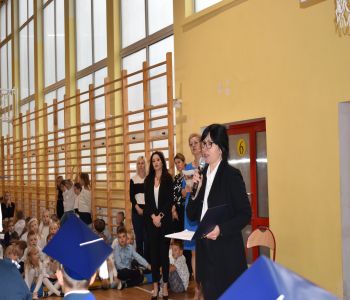 Ślubowanie pierwszoklasistów. zdjecie 7