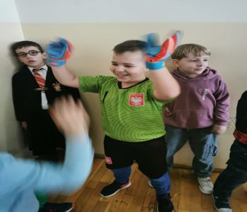 Bal karnawałowy klas 0-3 zdjecie 2