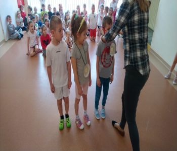 Wiosenne zmagania klas zerowych. zdjecie 36