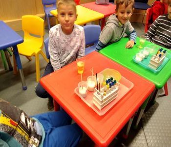 Wycieczka kl. 1A do Centrum Nauki Eksperyment. zdjecie 90