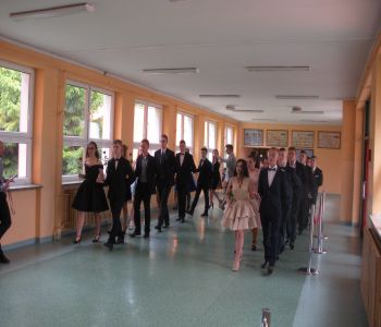 Bal gimnazjalny 2017 zdjecie 8