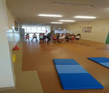 Wiosenne zmagania klas zerowych. zdjecie 24