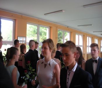 Bal gimnazjalny 2017 zdjecie 7