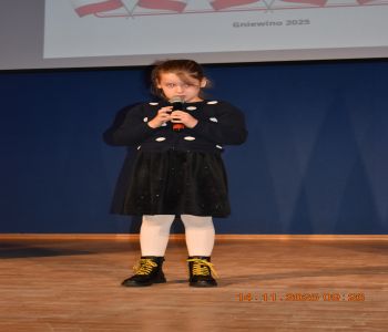 I Międzyszkolny konkurs piosenki patriotycznej. zdjecie 8