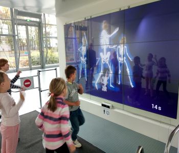 Wycieczka kl. 1A do Centrum Nauki Eksperyment. zdjecie 6