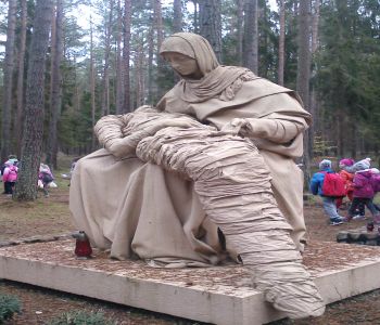 Wycieczka do Piaśnicy i Wejherowa zdjecie 2