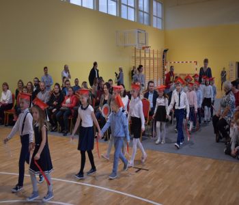 Uroczyste pasowanie na ucznia. zdjecie 6