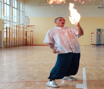 Cyrk Bubble Show w przedszkolu. zdjecie 11