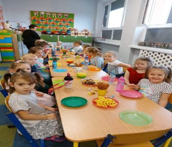 Andrzejki w przedszkolu. zdjecie 5