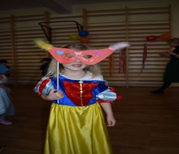 Bal karnawałowy w Punkcie Przedszkolnym. zdjecie 51