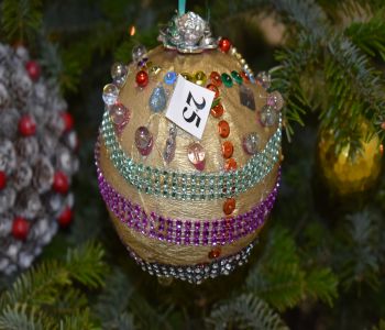 Klasowy konkurs na najpiękniejszą bombkę rozstrzygnięty. zdjecie 11