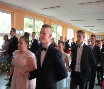 Bal gimnazjalny 2017 zdjecie 4