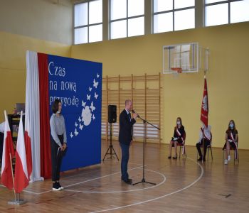 Uroczyste rozpoczęcie roku szkolnego 2021/2022 zdjecie 8