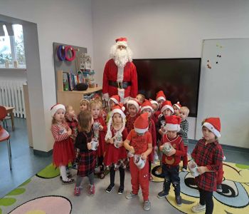 HO! HO! HO! MIKOŁAJ W NASZYM PRZEDSZKOLU! zdjecie 16