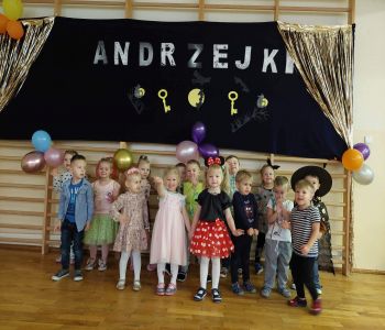 Andrzejki w przedszkolu. zdjecie 10