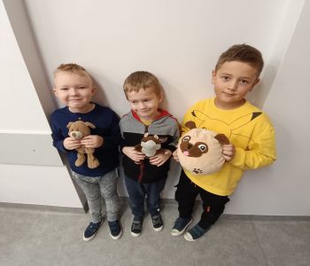 Dzień pluszowego misia w klasach 0a i 1a zdjecie 11